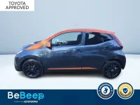 Usata Toyota Aygo 72 CV (52 kW) 2021 Nero pastello Utilitaria