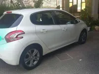 Usata Peugeot 208 Active 68 CV (50 kW) 2014 Utilitaria