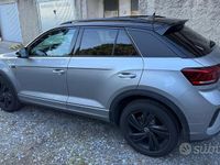 Usata VW T-Roc R-line 116 CV (85 kW) 2024 Grigio SUV