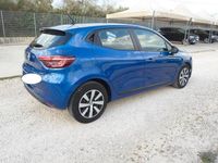 Usata Renault Clio V Techno 91 CV (66 kW) 2022 Blu Berlina