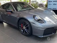 Usata Porsche 992 484 CV (355 kW) 2025 Grigio Coupé