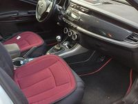 Usata Alfa Romeo Giulietta Veloce 120 CV (88 kW) 2013 Bianco Berlina