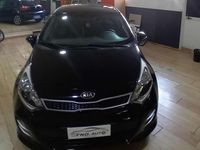 Usata Kia Rio 75 CV (55 kW) 2016 Nero Utilitaria