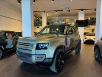 Usata Land Rover Defender SE Dynamic 200 CV (147 kW) 2024 Verde SUV