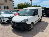 Usata Fiat Doblò Dynamic 95 CV (69 kW) 2021 Bianco Monovolume