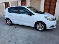 Usata Renault Scénic III XMOD 110 CV (80 kW) 2016 Bianco Monovolume