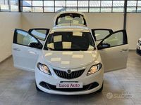Usata Lancia Ypsilon S 70 CV (51 kW) 2021 Bianco Utilitaria
