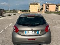 Usata Peugeot 208 2014 Grigio Utilitaria