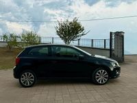 Usata VW Polo Comfortline 75 CV (55 kW) 2017 Nero Utilitaria