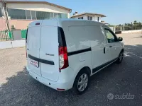 Usata Dacia Dokker 75 CV (55 kW) 2019 Bianco Monovolume