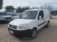 Usata Fiat Doblò 105 CV (77 kW) 2009 Bianco Monovolume