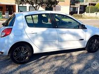Usata Renault Clio III 70 CV (51 kW) 2011 Berlina