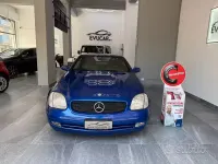 Usata Mercedes SLK200 136 CV (100 kW) 1998 Blu Cabrio