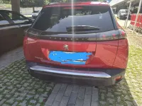 Usata Peugeot 2008 Allure 102 CV (75 kW) 2020 Rosso SUV
