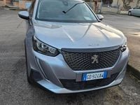 Usata Peugeot 2008 Allure 102 CV (75 kW) 2020 Grigio SUV