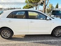 Usata Kia Rio Style 82 CV (60 kW) 2022 Bianco Berlina