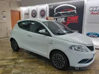 Usata Lancia Ypsilon 69 CV (50 kW) 2016 Bianco Utilitaria