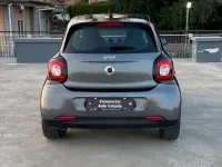 Usata Smart ForFour 71 CV (52 kW) 2016 Grigio Utilitaria