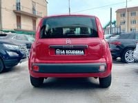 Usata Fiat Panda Lounge 69 CV (50 kW) 2015 Rosso Utilitaria