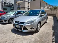Usata Ford Focus 95 CV (69 kW) 2014 Grigio Berlina
