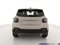 Nuova Jeep Avenger Longitude 101 CV (74 kW) 2026 Grigio SUV