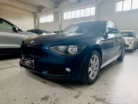 Usata BMW 118 Sport Line 170 CV (125 kW) 2014 Blu Utilitaria