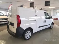 Usata Fiat Doblò 105 CV (77 kW) 2019 Bianco Monovolume