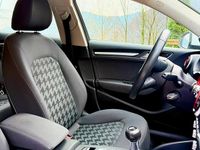 Usado Audi A3 110 CV (80 kW) 2016 Blanco Familiar