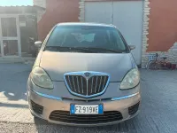 Usata Lancia Musa 90 CV (66 kW) 2008 Beige Monovolume