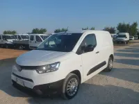 Usata Toyota Proace 101 CV (74 kW) 2024 Bianco Monovolume