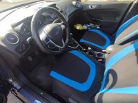 Usata Ford Fiesta Titanium 97 CV (71 kW) 2016 Blu Utilitaria