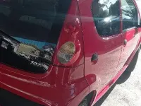 Usata Peugeot 107 68 CV (50 kW) 2009 Rosso Utilitaria