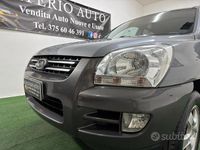 Usata Kia Sportage Active 140 CV (102 kW) 2007 Grigio SUV