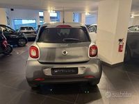 Usata Smart ForFour Prime 71 CV (52 kW) 2017 Grigio Utilitaria