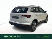 Usata Skoda Karoq Executive 116 CV (85 kW) 2023 Bianco / pastello SUV