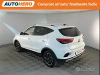 Usata MG ZS Luxury 106 CV (77 kW) 2024 Bianco SUV