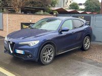 Usata Alfa Romeo Stelvio Super 209 CV (153 kW) 2017 Blu/azzurro SUV