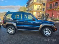Usata Jeep Cherokee Sport 163 CV (119 kW) 2005 Blu SUV