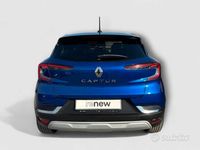 Usata Renault Captur Intens 101 CV (74 kW) 2022 Blu scuro SUV