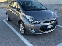 Usata Hyundai ix20 Comfort 90 CV (66 kW) 2014 Grigio Utilitaria