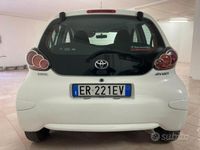 usata Toyota Aygo 1.0 CONNECT- OK NEOPATENTATI