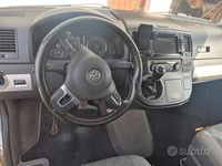 Usata VW Multivan 140 CV (102 kW) 2010 Grigio Furgone