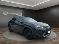 Usata Lexus UX 250h 184 CV (135 kW) 2022 Graphite black met SUV