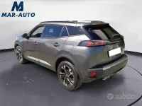 Usata Peugeot 2008 Allure 131 CV (96 kW) 2023 Grigio SUV
