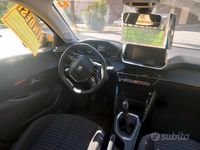 Usata Peugeot 208 102 CV (75 kW) 2021 Utilitaria