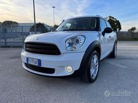 Usata Mini One Countryman Business 90 CV (66 kW) 2016 Bianco SUV
