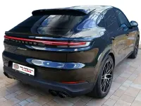 Usata Porsche Cayenne E-Hybrid Coupe 354 CV (260 kW) 2025 Nero SUV