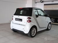 Usata Smart ForTwo Cabrio Passion 54 CV (39 kW) 2010 Bianco Cabrio