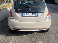 Usata Lancia Ypsilon Gold 69 CV (50 kW) 2018 Beige Utilitaria