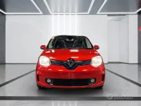 Begagnad Renault Twingo Intens 30 kW (42 HK) 2021 Röd Halvkombi